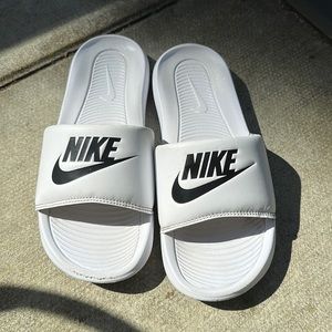 Nike slides